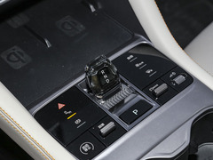 2023款 冠军版 EV 520KM 旗舰型