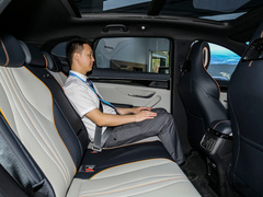 2023款 冠军版 EV 520KM 旗舰型
