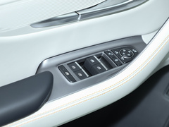 2023款 冠军版 EV 605KM 旗舰PLUS
