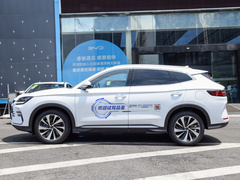 2023款 冠军版 DM-i 110KM 旗舰型