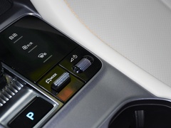 2023款 冠军版 DM-i 110KM 旗舰PLUS
