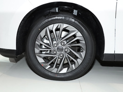 2023款 PLUS 1.5T 幸福推荐自动护航版 