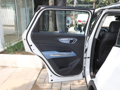 2023款 1.5T DCT 自动豪华型