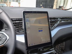 2023款 1.5T DCT 自动豪华型