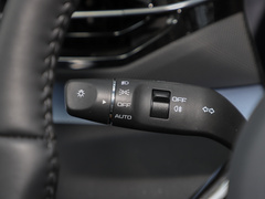 2023款 1.5T DCT 自动豪华型