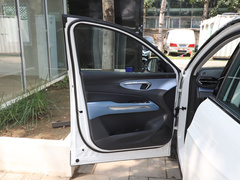 2023款 1.5T DCT 自动豪华型