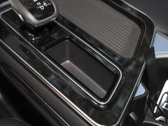 2023款 1.5T DCT 自动豪华型