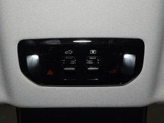 2023款 1.5T DCT 自动豪华型