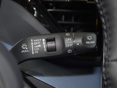 2023款 1.5T DCT 自动豪华型
