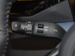 2023款 1.5T DCT 自动豪华型