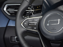 2023款 1.5T DCT 自动豪华型