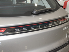 2023款 1.5T DCT 自动豪华型