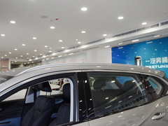 2023款 1.5T DCT 自动豪华型