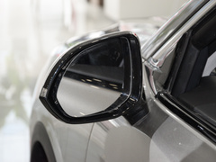 2023款 1.5T DCT 自动豪华型