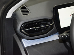 2023款 1.5T DCT 自动豪华型