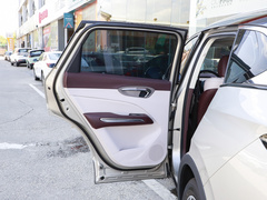 2023款 2.0T 自动旗舰型