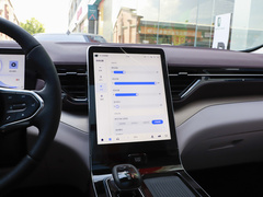 2023款 2.0T 自动旗舰型