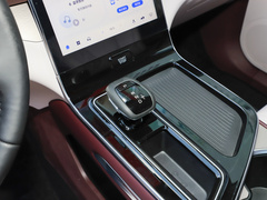 2023款 2.0T 自动旗舰型
