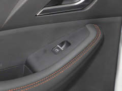 2023款 2.0L 手动 标轴 成就版