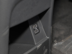 2023款 2.0L 手动 标轴 成就版