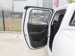 2023款 2.0L 自动 长轴 能量型