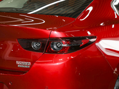 2023款 2.0L 自动质雅版