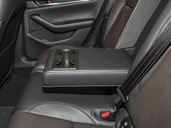 2023款 2.0L 自动质雅版