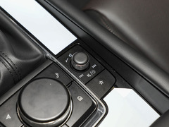 2023款 2.0L 自动质雅版