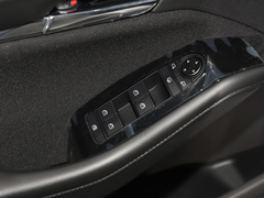 2023款 2.0L 自动质雅版