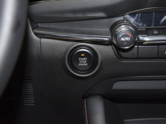 2023款 2.0L 自动质臻版