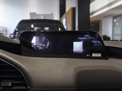2023款 2.0L 自动质臻版