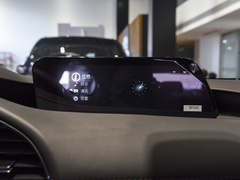 2023款 2.0L 自动质臻版