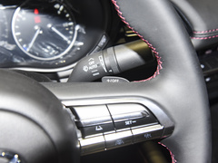 2023款 2.0L 自动质臻版
