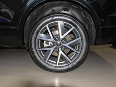 2023款 3.0TSI 锐享版 经典运动套装