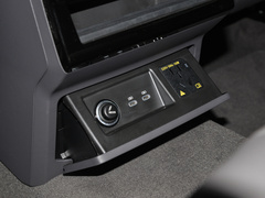 2023款 3.0TSI 锐享版 经典运动套装