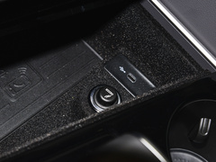 2023款 3.0TSI 锐享版 经典运动套装