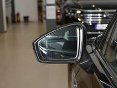 2023款 3.0TSI 锐享版 曜黑运动套装