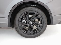 2023款 3.0TSI 锐享版 曜黑运动套装