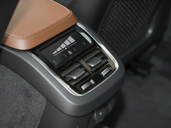 2024款 Cross Country B5 AWD 智远版