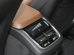 2024款 Cross Country B5 AWD 智远版