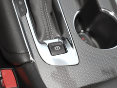2023款 1.5T 锐动版