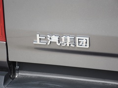 2023款 2.0T 柴油 两驱 精英版 长箱