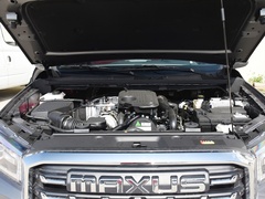 2023款 2.0T 柴油 两驱 精英版 长箱