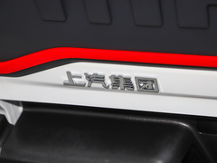 2023款 2.0T 自动四驱汽油豪华版标轴