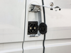 2023款 EV80 PRO 长轴中顶 