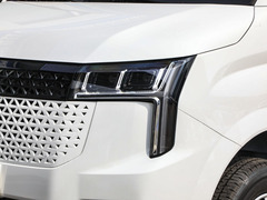 2023款 EV80 PRO 长轴中顶 