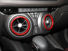 2023款 轻混 650T RS Twin-Clutch四驱 擎版