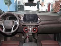 2023款 轻混 650T RS Twin-Clutch四驱 擎版