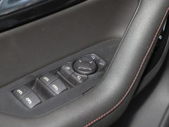 2023款 轻混 650T RS Twin-Clutch四驱 擎版