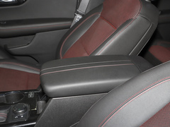 2023款 轻混 650T RS Twin-Clutch四驱 擎版